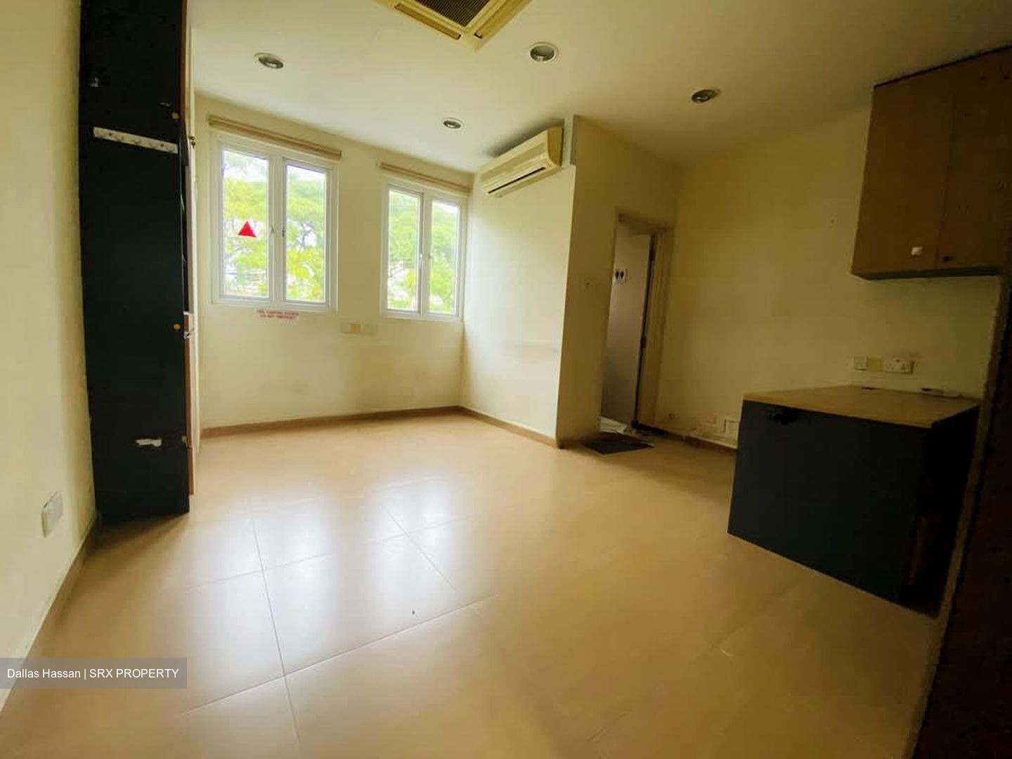 Joo Chiat Road (D15), Office #585396591